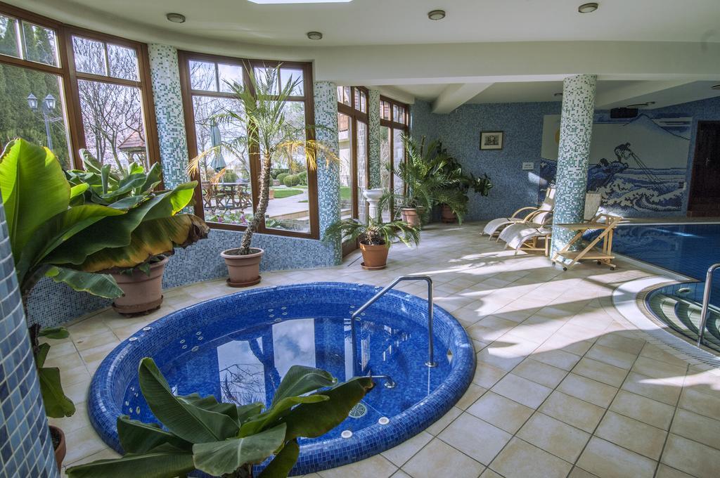 Palazzo Wellness Villa Eğri Dış mekan fotoğraf
