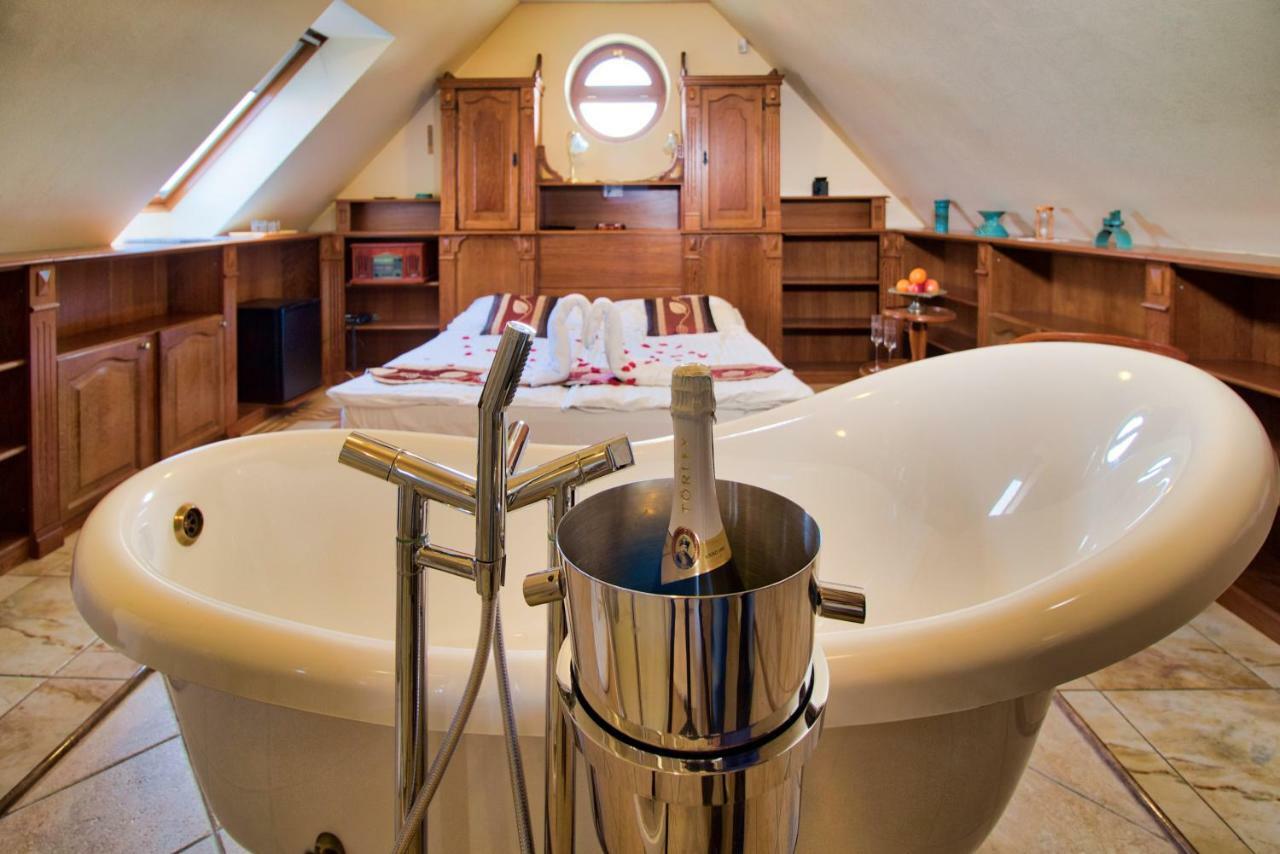 Palazzo Wellness Villa Eğri Dış mekan fotoğraf