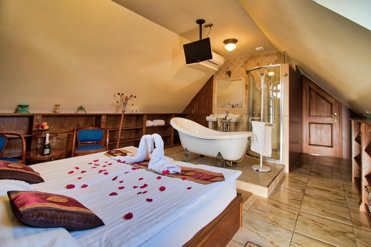 Palazzo Wellness Villa Eğri Dış mekan fotoğraf